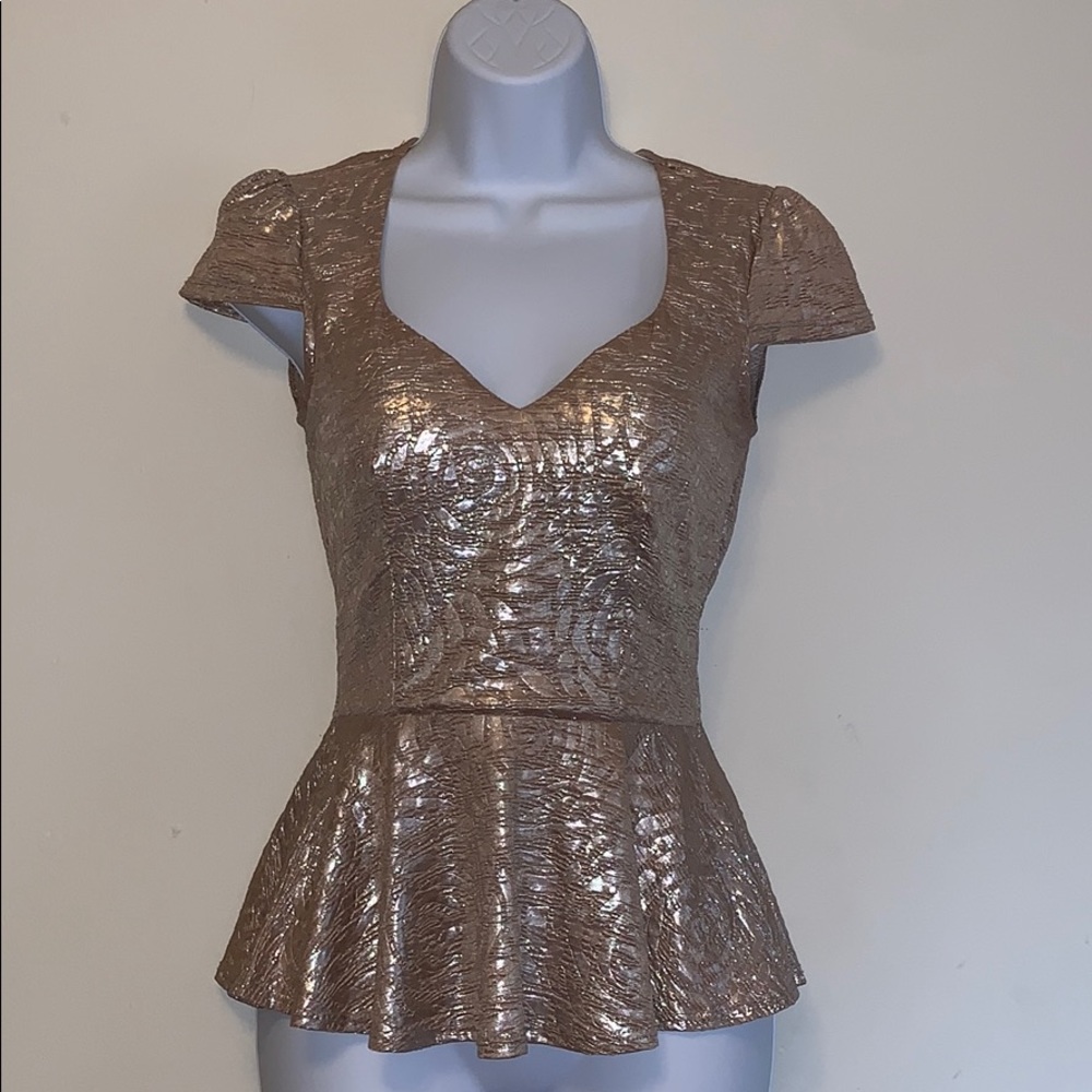 Ruffle shimmery blouse size small